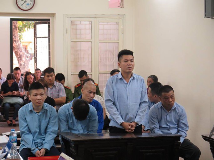 Đại ca giang hồ nổ súng AK làm nhân viên lễ tân chết oan lĩnh án tử - Ảnh 1.