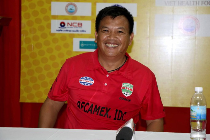 lặng nhìn quang hùng