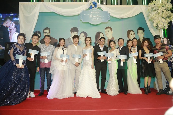 Rộn rã tiếng cười trong đám cưới tập thể Hậu duệ mặt trời Việt - Ảnh 11.