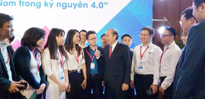 Trí thức trẻ góp sức cho đất nước - Ảnh 1.