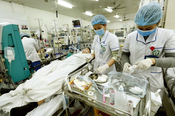 (Xuanonline 29Tet 14.2) Tết Nguyên đán: Bệnh nhân nhận lì xì, ăn miễn phí - Ảnh 13.