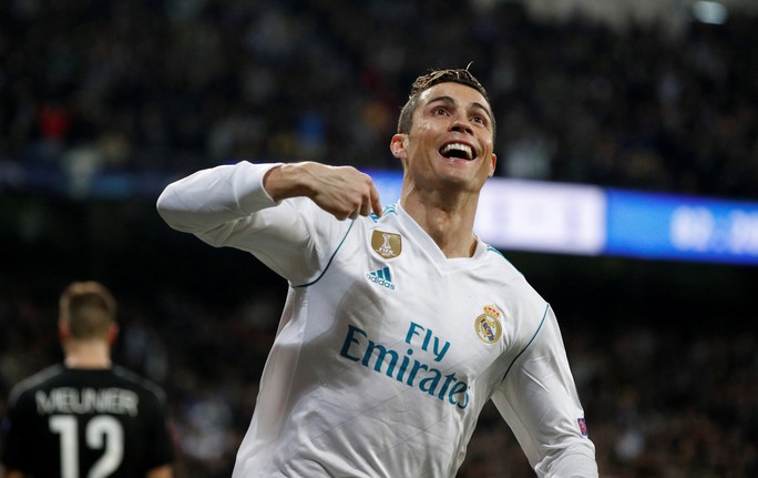 HLV Zidane cười tươi khi Ronaldo lập cú đúp đánh bại PSG - Ảnh 4.