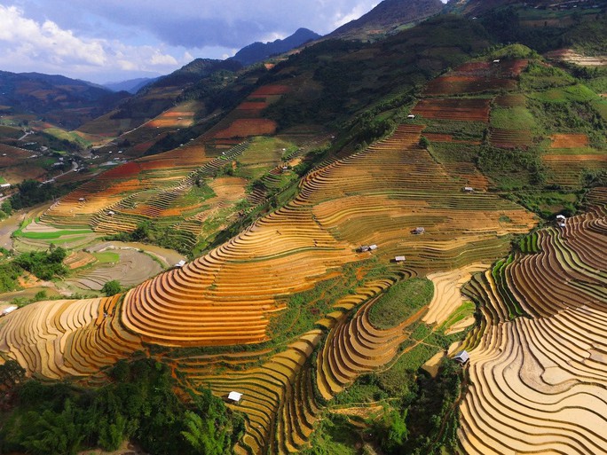 Việt Nam nổi bật trong 20 đất nước đẹp nhất thế giới - Ảnh 1.