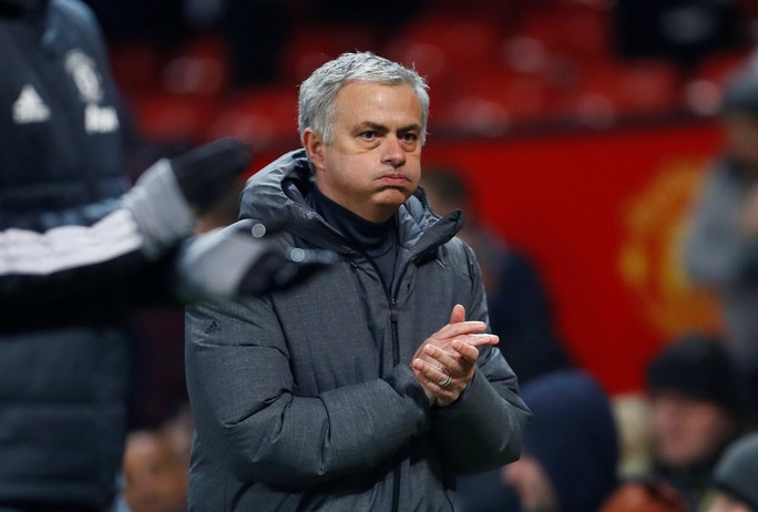 M.U khó đoạt Sanchez vì Mourinho - Ảnh 2.