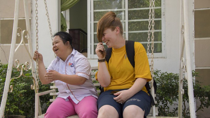 Chuyến thăm Việt Nam của tàu sân bay qua góc nhìn của Hải quân Mỹ - Ảnh 5.