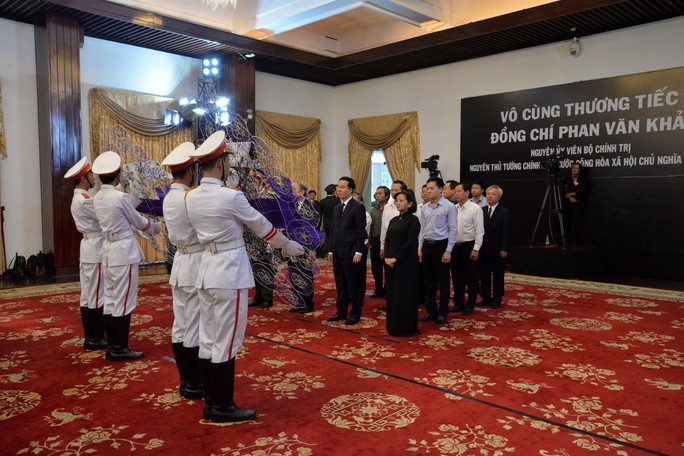 Lãnh đạo Đảng, Chính phủ, Quốc hội viếng nguyên Thủ tướng Phan Văn Khải - Ảnh 27.