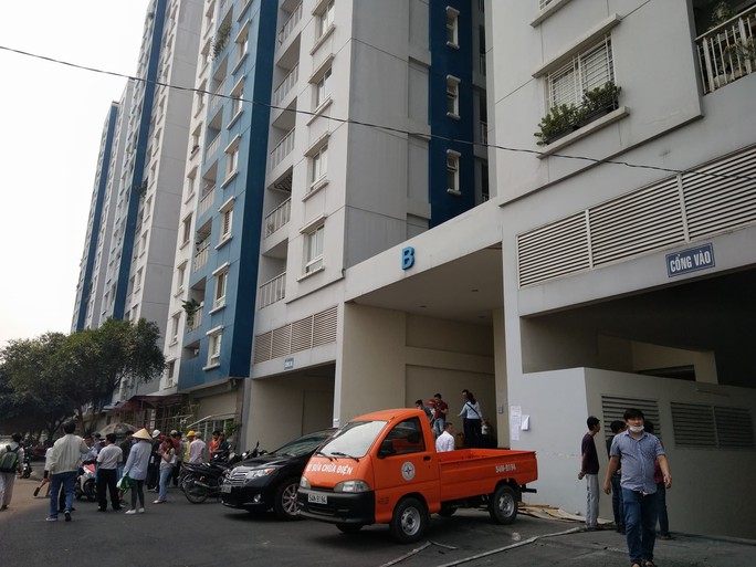 Cư dân chung cư Carina kiến nghị khẩn Công an TP HCM - Ảnh 1.