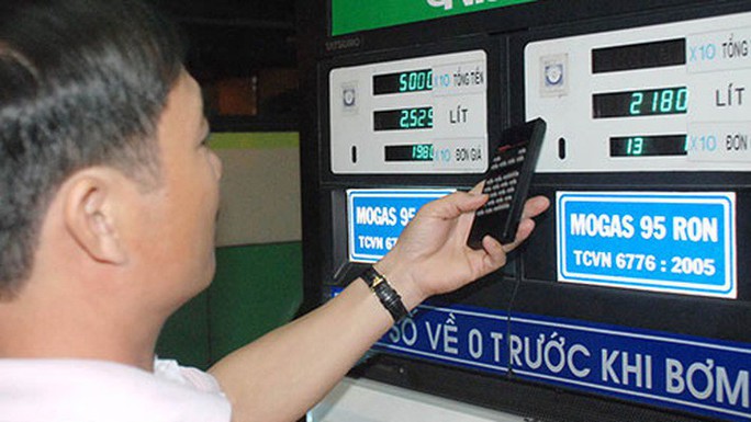 Bộ Công Thương giải thích vì sao chưa công bố giá cơ sở xăng RON95 - Ảnh 1.