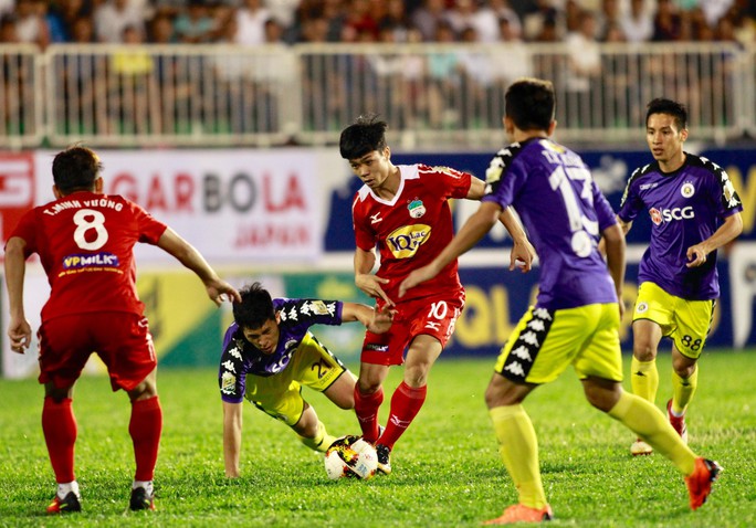 Hà Nội FC bị 2 thẻ đỏ: Trọng tài không bênh HAGL - Ảnh 3.