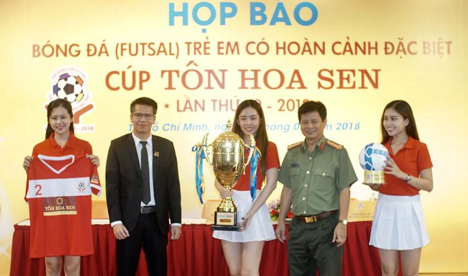 bóng đá trẻ em