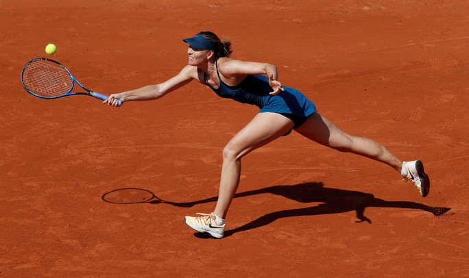Clip Roland Garros 2018: Sharapova thắng nhọc, Serena hóa người mèo - Ảnh 1. Clip Roland Garros 2018: Sharapova thắng nhọc, Serena hóa người mèo - Ảnh 1.