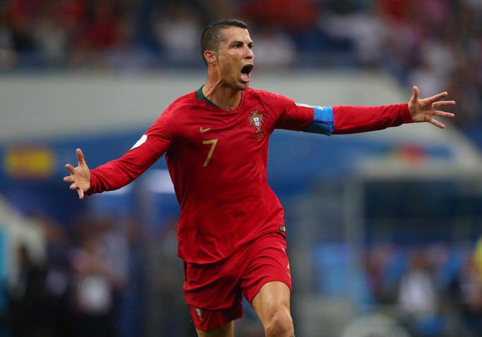 Thi đấu chói sáng, Ronaldo lập kỷ lục “vô tiền khoáng hậu” - Ảnh 1.