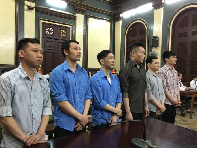 Ra tòa, kẻ buôn ma túy nói bị điều tra đánh suốt 3 ngày? - Ảnh 1.