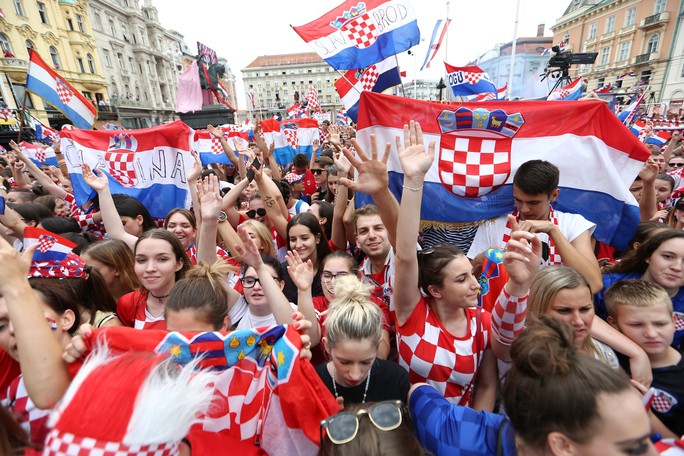 Croatia được chào đón như người hùng tại quê nhà - Ảnh 15.