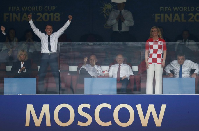 Nữ tổng thống Croatia đốn tim hàng triệu fan trên thế giới - Ảnh 2.