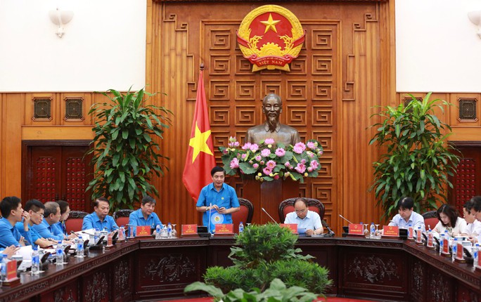 Thủ tướng Nguyễn Xuân Phúc: Tạo điều kiện tối đa để xây dựng thiết chế Công đoàn, phục vụ công nhân - Ảnh 3.