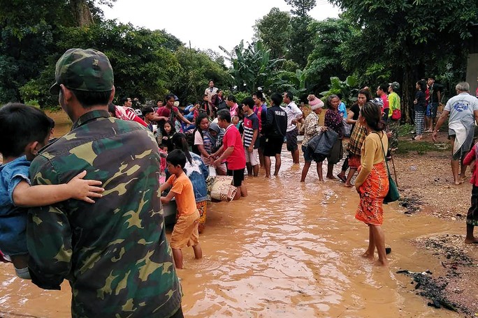 Vỡ đập thủy điện Lào: 24 giờ nỗ lực cứu đập bất thành - Ảnh 4.