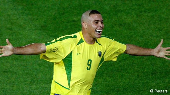 người ngoài hành tinh ronaldo