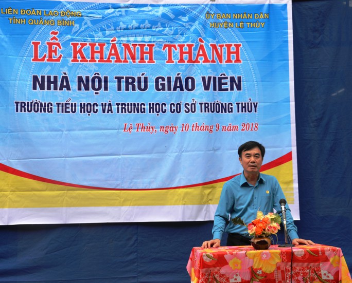 Quảng Bình: Trao Mái ấm Công đoàn cho giáo viên ở vùng sâu - Ảnh 1.