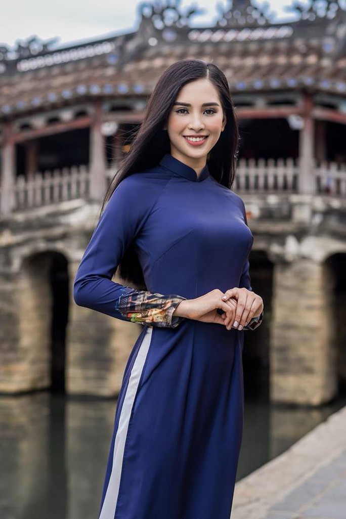 Tân Hoa hậu Việt Nam được báo chí nước ngoài khen ngợi - Ảnh 7.