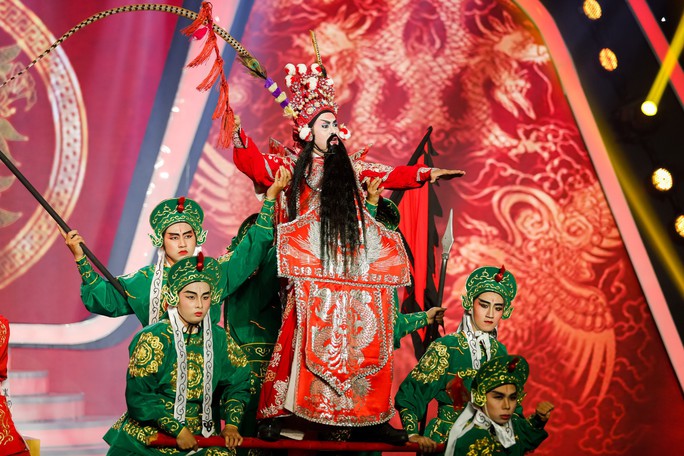 Cô giáo Khánh Duy Khánh đăng quang quán quân Gương mặt thân quen 2018 - Ảnh 6.