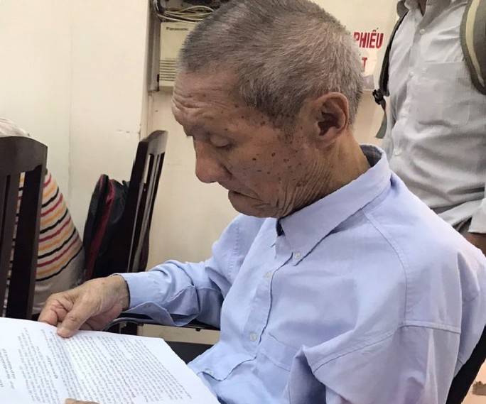 Mất nhà vì cho ở nhờ - Ảnh 1.