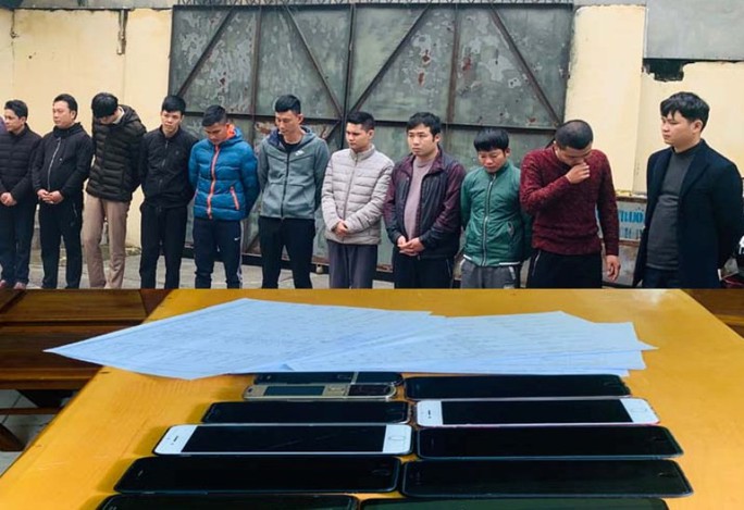 Phá ổ nhóm cá độ bóng đá siêu khủng giao dịch trên 300 tỉ đồng - Ảnh 1.