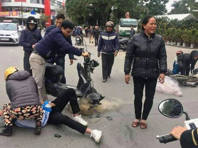 Trích xuất camera không có việc CSGT Thanh Hóa “quăng lưới” trúng học sinh té ngã - Ảnh 2.