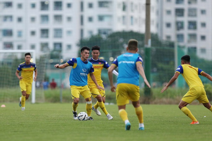 U22 Việt Nam đổi địa điểm tập kín, chờ đối đầu U22 UAE - Ảnh 3. U22 Việt Nam đổi địa điểm tập kín, chờ đối đầu U22 UAE - Ảnh 3.