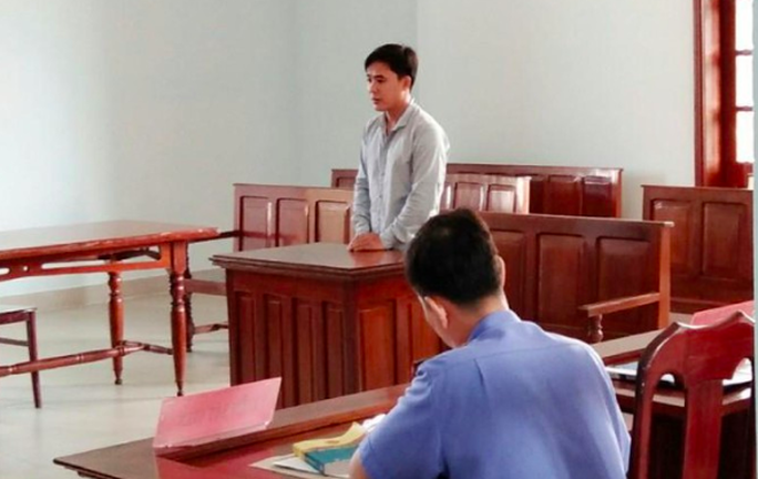 Làm vợ nhí mang thai, dụ dỗ em vợ nhí mới 13 tuổi quan hệ tình dục - Ảnh 1. Làm vợ nhí mang thai, dụ dỗ em vợ nhí mới 13 tuổi quan hệ tình dục - Ảnh 1.