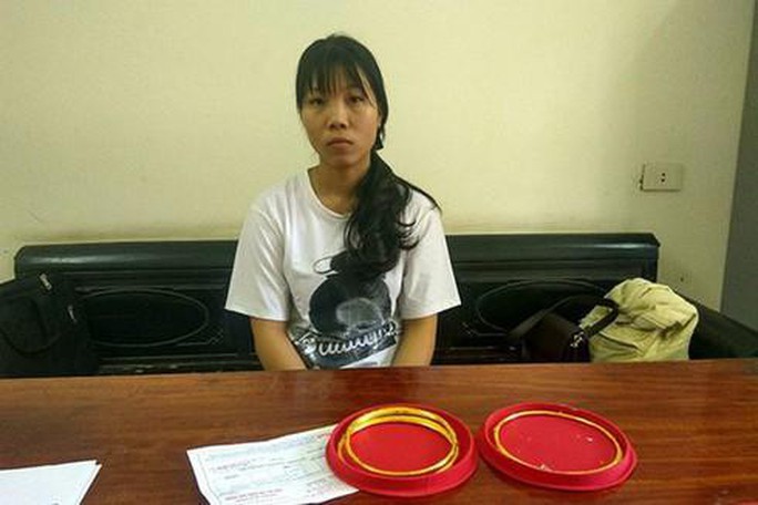 Cô gái trộm vàng cưới của bạn thân - Ảnh 1. Cô gái trộm vàng cưới của bạn thân - Ảnh 1.