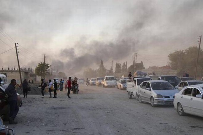Thổ Nhĩ Kỳ pháo kích như mưa vào Syria - Ảnh 2.