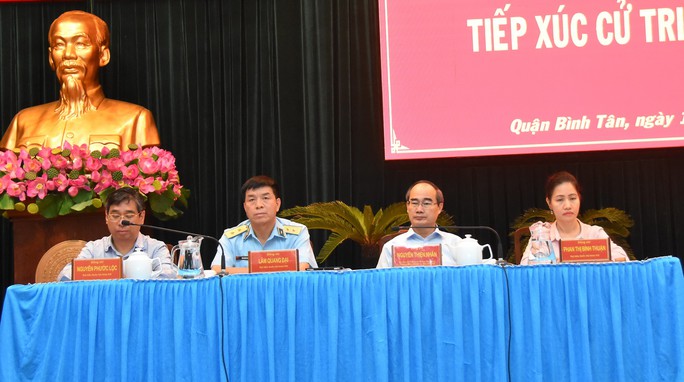 Bí thư Thành ủy TP HCM: Sẽ kiểm tra quyết liệt các nhà hàng, quán bar! - Ảnh 3. Bí thư Thành ủy TP HCM: Sẽ kiểm tra quyết liệt các nhà hàng, quán bar! - Ảnh 3.