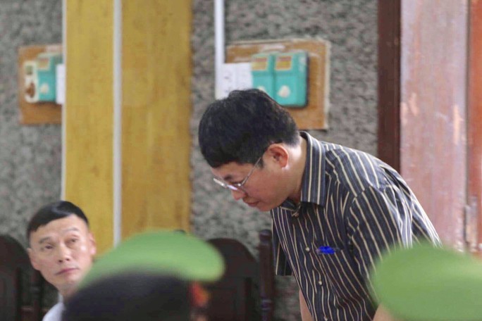Phó chủ tịch TP Sơn La chỉ nhờ xem điểm, con cháu đều đỗ Học viện An ninh - Ảnh 1. Phó chủ tịch TP Sơn La chỉ nhờ xem điểm, con cháu đều đỗ Học viện An ninh - Ảnh 1.