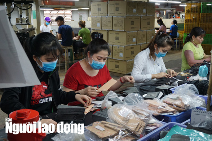 Tăng tuổi nghỉ hưu: Già néo thì đứt dây - Ảnh 2. Tăng tuổi nghỉ hưu: Già néo thì đứt dây - Ảnh 2.