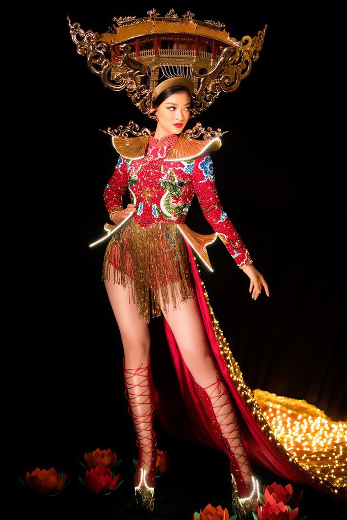 Hé lộ bộ trang phục gắn 2.000 bóng đèn led của á hậu Kiều Loan - Ảnh 2.