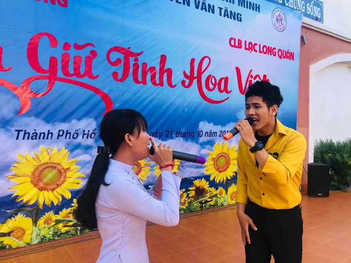 NSƯT Phương Hồng Thủy, nghệ sĩ Võ Minh Lâm gìn giữ tinh hoa Việt - Ảnh 10.