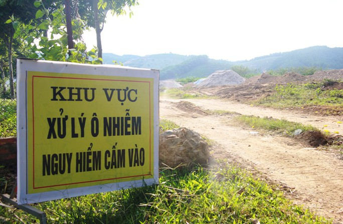 Số lượng dầu thải vênh nhau quá lớn trong vụ ô nhiễm nguồn nước sạch sông Đà - Ảnh 1. Số lượng dầu thải vênh nhau quá lớn trong vụ ô nhiễm nguồn nước sạch sông Đà - Ảnh 1.