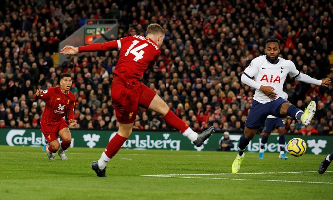 Ngược dòng đại chiến Tottenham, Liverpool vững ngôi đầu Ngoại hạng - Ảnh 3.