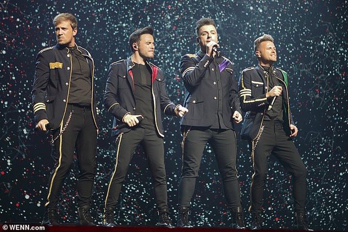 Sao Westlife khoe có con với bạn đời đồng tính - Ảnh 4.