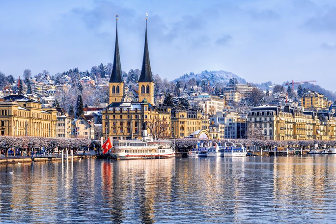 Vẻ đẹp Thụy Sĩ vào mùa đông  - Ảnh 1.