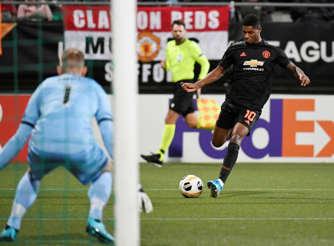 Dứt điểm kém, Man United mất ngôi đầu Europa League - Ảnh 2. Dứt điểm kém, Man United mất ngôi đầu Europa League - Ảnh 2.