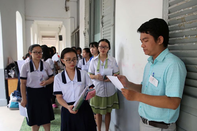 Điểm môn toán tăng từ khi thi trắc nghiệm - Ảnh 1. Điểm môn toán tăng từ khi thi trắc nghiệm - Ảnh 1.