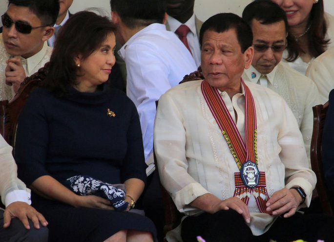 Vừa được nâng lên, cấp phó của ông Duterte lại bị hạ xuống - Ảnh 1.