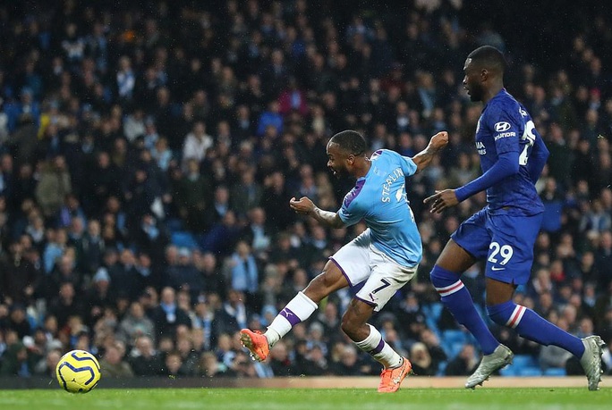 Man City hạ đẹp Chelsea, Sterling lập kỷ lục bị VAR hành - Ảnh 4.