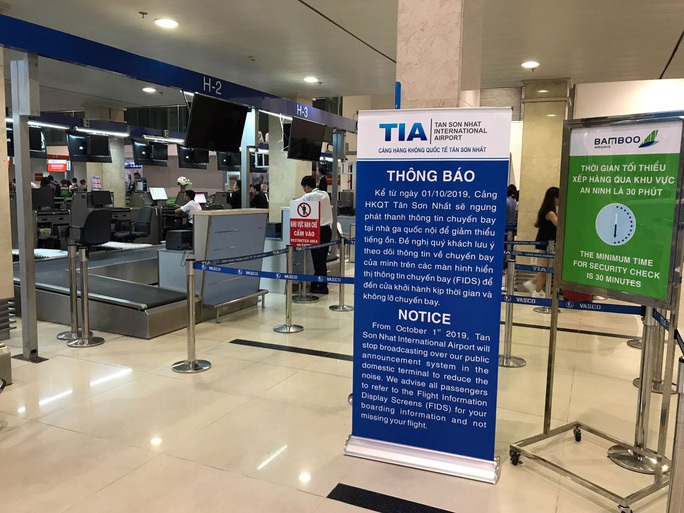 Ngưng loa phát thanh nhưng ít khách lỡ chuyến ở sân bay Tân Sơn Nhất - Ảnh 1.