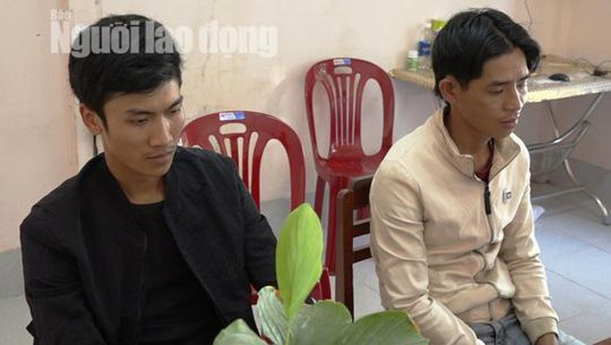 Tóm thêm 2 đối tượng từ Ninh Bình vào Đồng Tháp phát tờ rơi tín dụng đen - Ảnh 3. Tóm thêm 2 đối tượng từ Ninh Bình vào Đồng Tháp phát tờ rơi tín dụng đen - Ảnh 3.