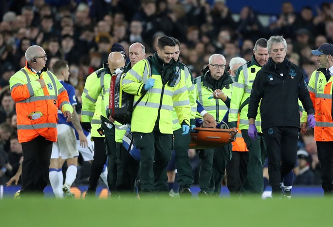 Son Heung-min đốn gãy chân đối thủ, Tottenham tiếp tục sa lầy - Ảnh 4.