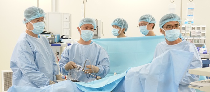 Bị ợ chua, đến bệnh viện mất 20 cm đại tràng - Ảnh 1. Bị ợ chua, đến bệnh viện mất 20 cm đại tràng - Ảnh 1.