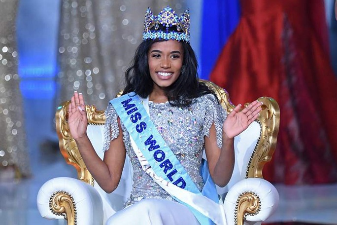 Nhan sắc Hoa hậu Thế giới 2019 người Jamaica gây tranh cãi - Ảnh 1.